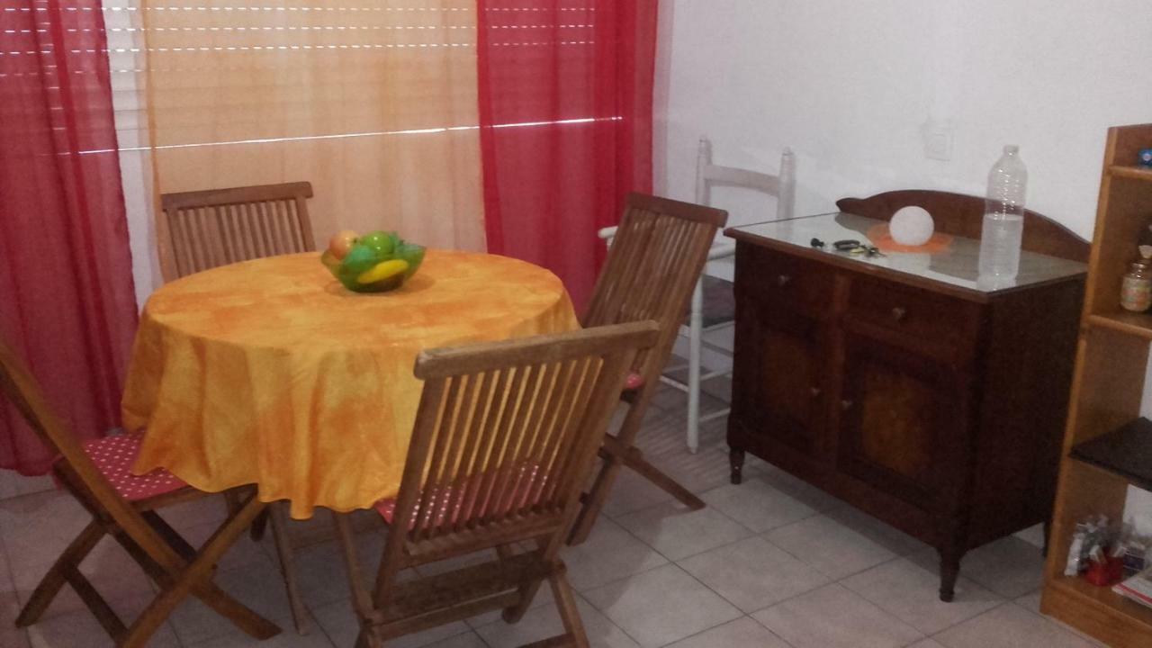 Appartement Sunburst Sainte-Anne Dış mekan fotoğraf